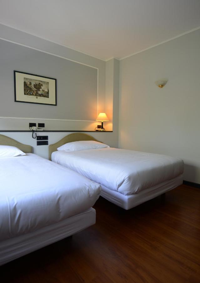 Hotel Mamiani & Relaxing Spa Урбино Номер фото