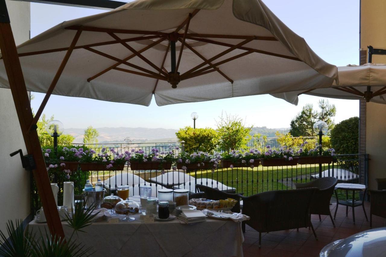 Hotel Mamiani & Relaxing Spa Урбино Экстерьер фото